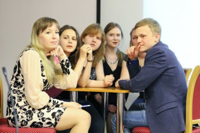 «Знакомьтесь, юношеская библиотека!»